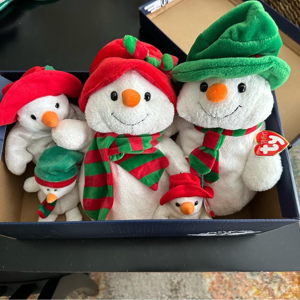 TY Snowman Plush Set with Red and Green Hats